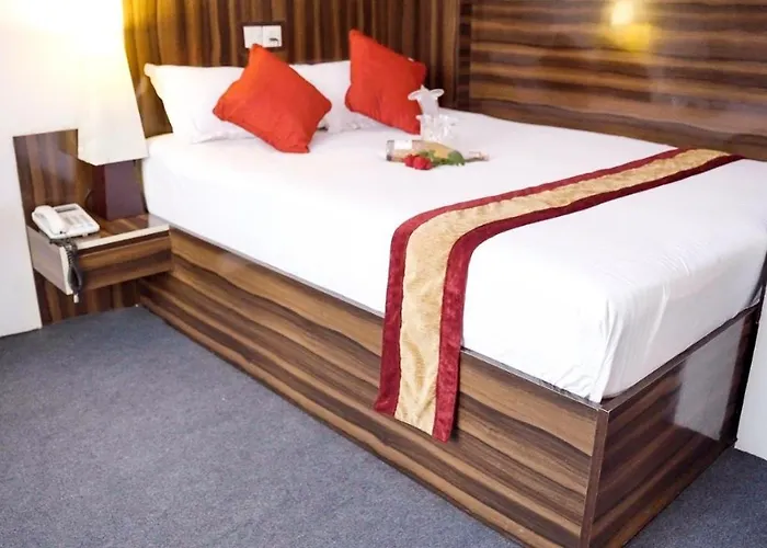 De Sapphire Hotel
